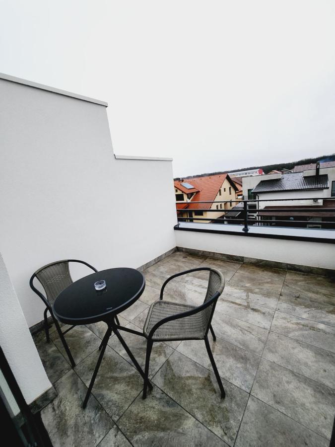 Armina'S Residence Dumbravita  外观 照片