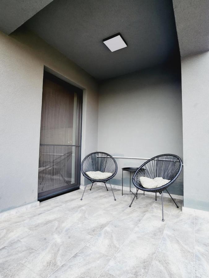 Armina'S Residence Dumbravita  外观 照片